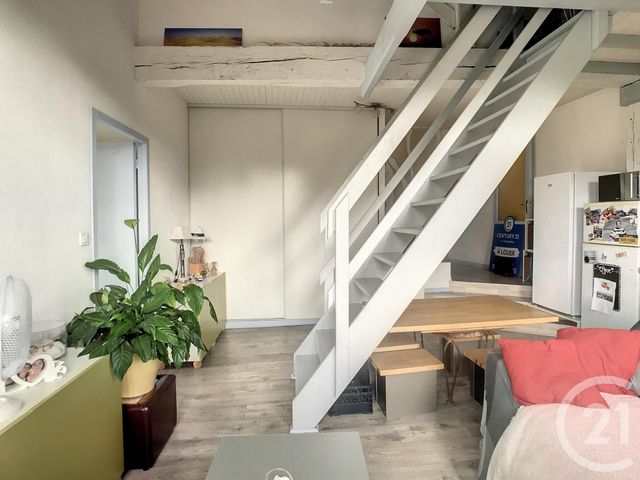 Appartement F3 à louer - 3 pièces - 78.0 m2 - FLEURANCE - 32 - MIDI-PYRENEES - Century 21 J.V. Immobilier