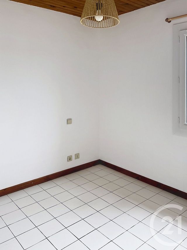 maison à louer - 5 pièces - 128.44 m2 - LAVARDENS - 32 - MIDI-PYRENEES - Century 21 J.V. Immobilier
