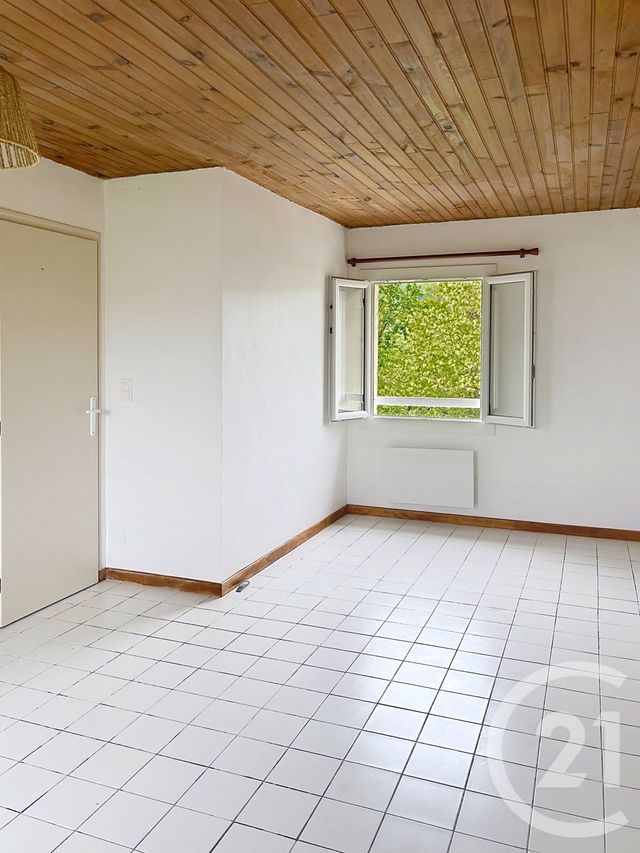 maison à louer - 5 pièces - 128.44 m2 - LAVARDENS - 32 - MIDI-PYRENEES - Century 21 J.V. Immobilier