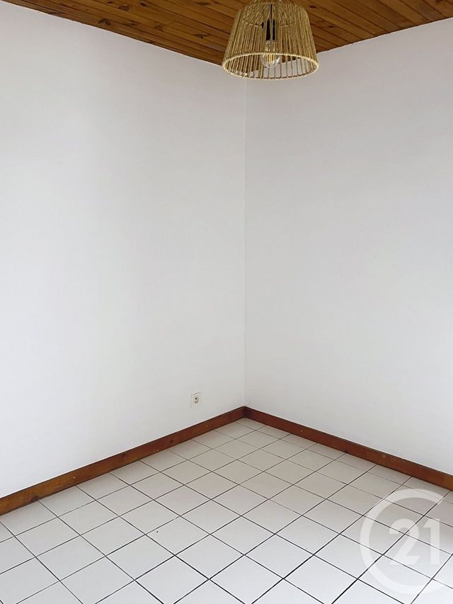 maison à louer - 5 pièces - 128.44 m2 - LAVARDENS - 32 - MIDI-PYRENEES - Century 21 J.V. Immobilier