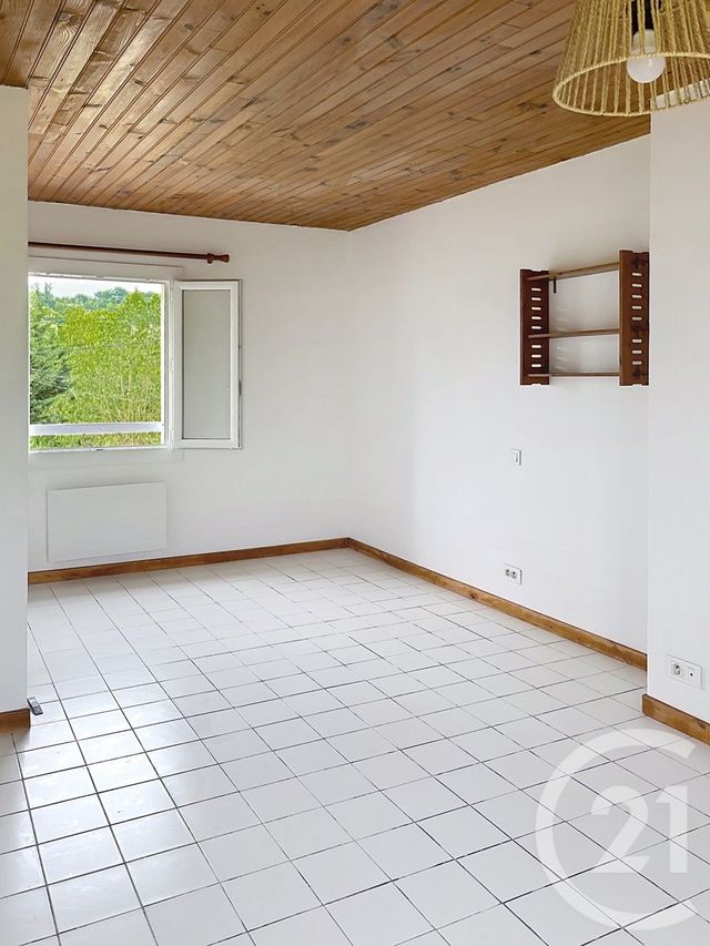 maison à louer - 5 pièces - 128.44 m2 - LAVARDENS - 32 - MIDI-PYRENEES - Century 21 J.V. Immobilier