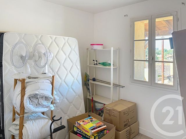 Appartement F4 à louer - 4 pièces - 104.73 m2 - FLEURANCE - 32 - MIDI-PYRENEES - Century 21 J.V. Immobilier
