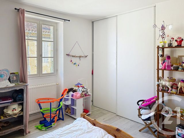 Appartement F4 à louer - 4 pièces - 104.73 m2 - FLEURANCE - 32 - MIDI-PYRENEES - Century 21 J.V. Immobilier