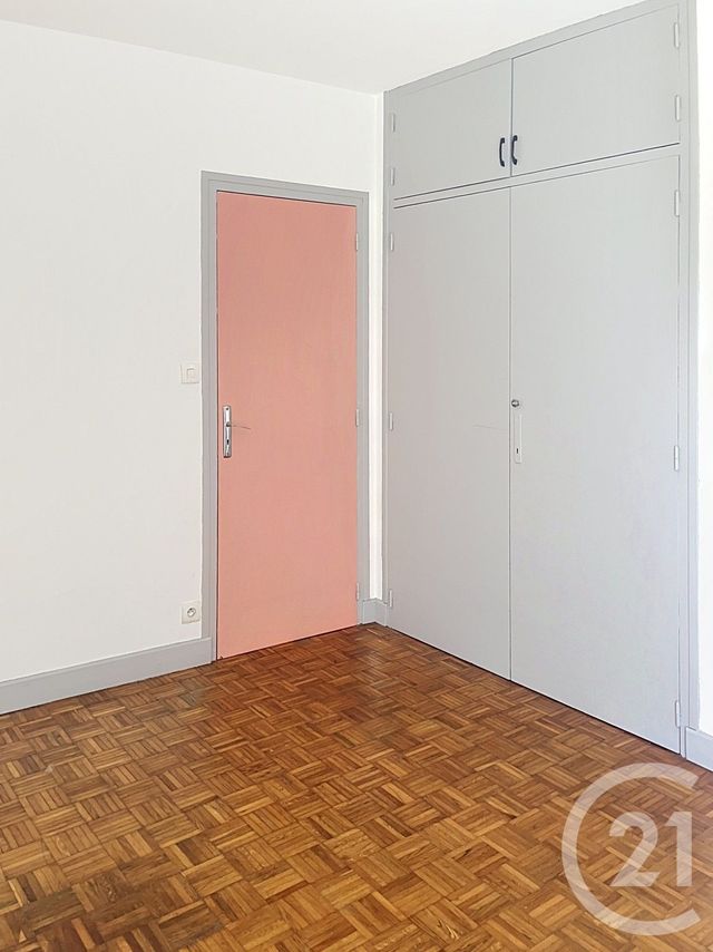 Appartement F4 à louer - 5 pièces - 108.62 m2 - FLEURANCE - 32 - MIDI-PYRENEES - Century 21 J.V. Immobilier
