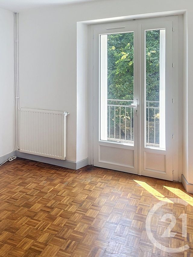 Appartement F4 à louer - 5 pièces - 108.62 m2 - FLEURANCE - 32 - MIDI-PYRENEES - Century 21 J.V. Immobilier