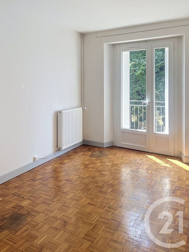 Appartement F4 à louer - 5 pièces - 108.62 m2 - FLEURANCE - 32 - MIDI-PYRENEES - Century 21 J.V. Immobilier