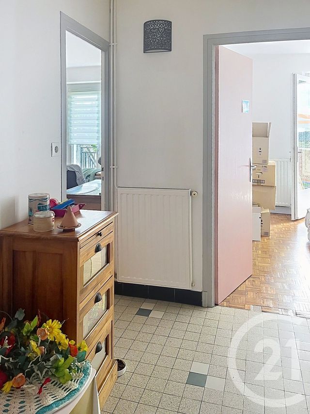 Appartement F4 à louer - 5 pièces - 108.62 m2 - FLEURANCE - 32 - MIDI-PYRENEES - Century 21 J.V. Immobilier