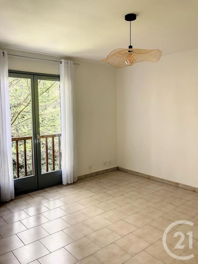 Appartement F2 à louer - 2 pièces - 34.91 m2 - FLEURANCE - 32 - MIDI-PYRENEES - Century 21 J.V. Immobilier