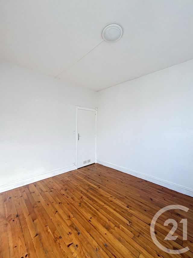 Appartement F5 à louer - 4 pièces - 87.46 m2 - ST CLAR - 32 - MIDI-PYRENEES - Century 21 J.V. Immobilier