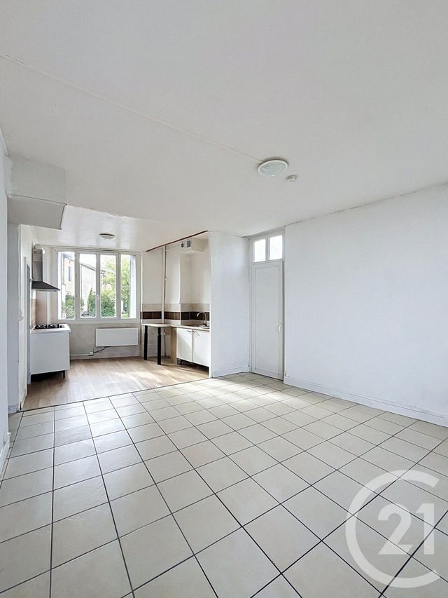 Appartement F5 à louer - 4 pièces - 87.46 m2 - ST CLAR - 32 - MIDI-PYRENEES - Century 21 J.V. Immobilier