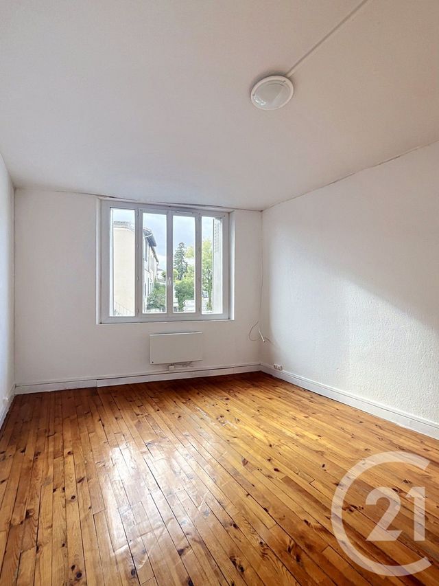 Appartement F5 à louer - 4 pièces - 87.46 m2 - ST CLAR - 32 - MIDI-PYRENEES - Century 21 J.V. Immobilier