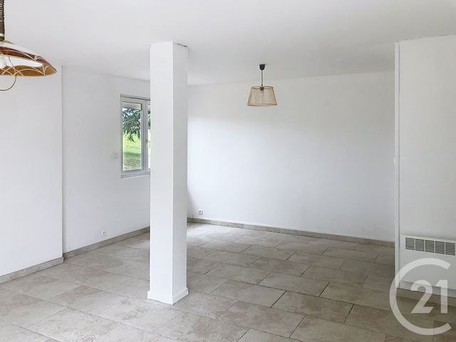 maison à louer - 4 pièces - 153.05 m2 - CASTELNAU D ARBIEU - 32 - MIDI-PYRENEES - Century 21 J.V. Immobilier