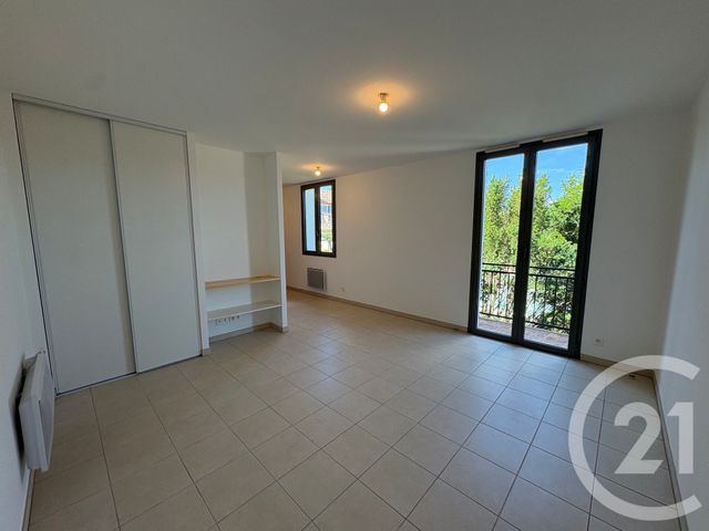 Appartement F1 à louer - 1 pièce - 31.0 m2 - FLEURANCE - 32 - MIDI-PYRENEES - Century 21 J.V. Immobilier
