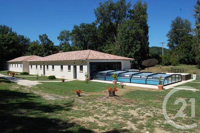 maison à louer - 3 pièces - 155.79 m2 - MARSOLAN - 32 - MIDI-PYRENEES - Century 21 J.V. Immobilier