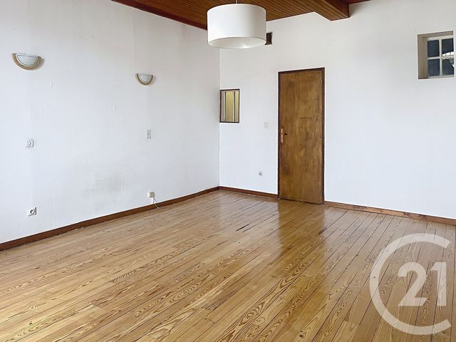 maison à louer - 4 pièces - 145.45 m2 - VALENCE SUR BAISE - 32 - MIDI-PYRENEES - Century 21 J.V. Immobilier