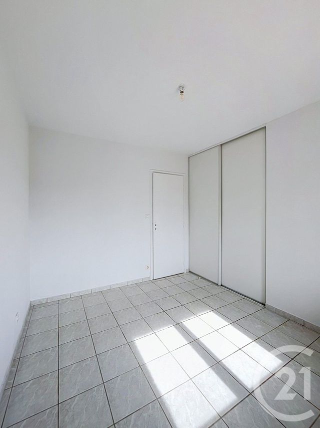 maison à louer - 4 pièces - 82.49 m2 - CASTERA VERDUZAN - 32 - MIDI-PYRENEES - Century 21 J.V. Immobilier
