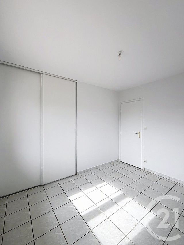 maison à louer - 4 pièces - 82.49 m2 - CASTERA VERDUZAN - 32 - MIDI-PYRENEES - Century 21 J.V. Immobilier