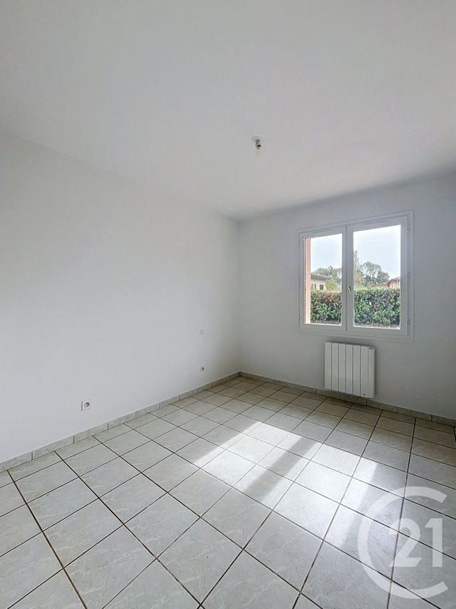 maison à louer - 4 pièces - 82.49 m2 - CASTERA VERDUZAN - 32 - MIDI-PYRENEES - Century 21 J.V. Immobilier