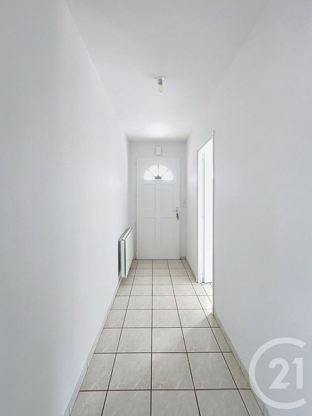 maison à louer - 4 pièces - 82.49 m2 - CASTERA VERDUZAN - 32 - MIDI-PYRENEES - Century 21 J.V. Immobilier