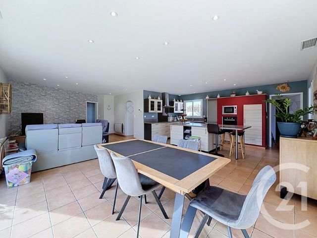 maison à vendre - 6 pièces - 125.73 m2 - MONTESTRUC SUR GERS - 32 - MIDI-PYRENEES - Century 21 J.V. Immobilier