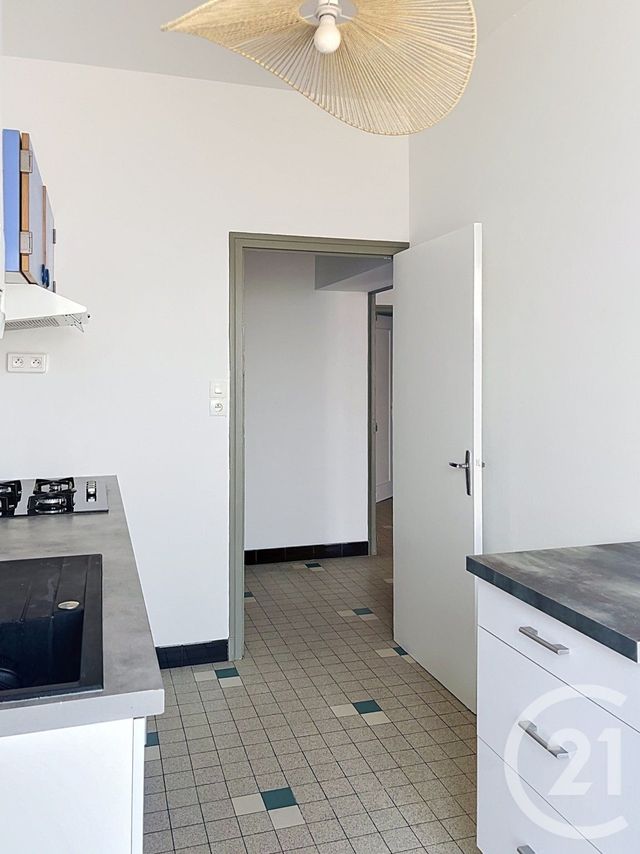 Appartement F3 à louer - 3 pièces - 86.36 m2 - FLEURANCE - 32 - MIDI-PYRENEES - Century 21 J.V. Immobilier