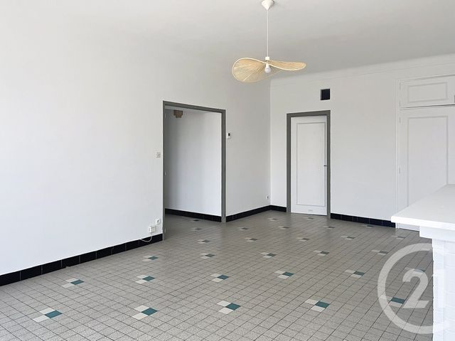 Appartement F3 à louer - 3 pièces - 86.36 m2 - FLEURANCE - 32 - MIDI-PYRENEES - Century 21 J.V. Immobilier