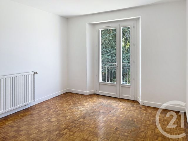 Appartement F3 à louer - 3 pièces - 86.36 m2 - FLEURANCE - 32 - MIDI-PYRENEES - Century 21 J.V. Immobilier