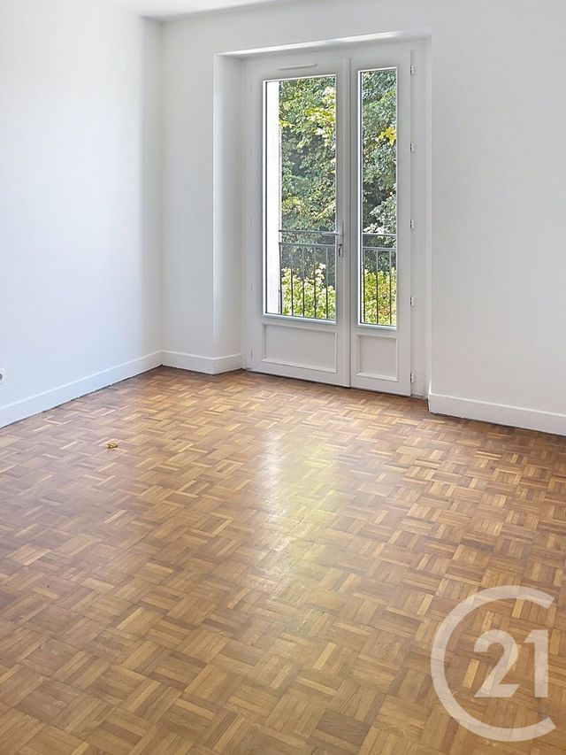 Appartement F3 à louer - 3 pièces - 86.36 m2 - FLEURANCE - 32 - MIDI-PYRENEES - Century 21 J.V. Immobilier