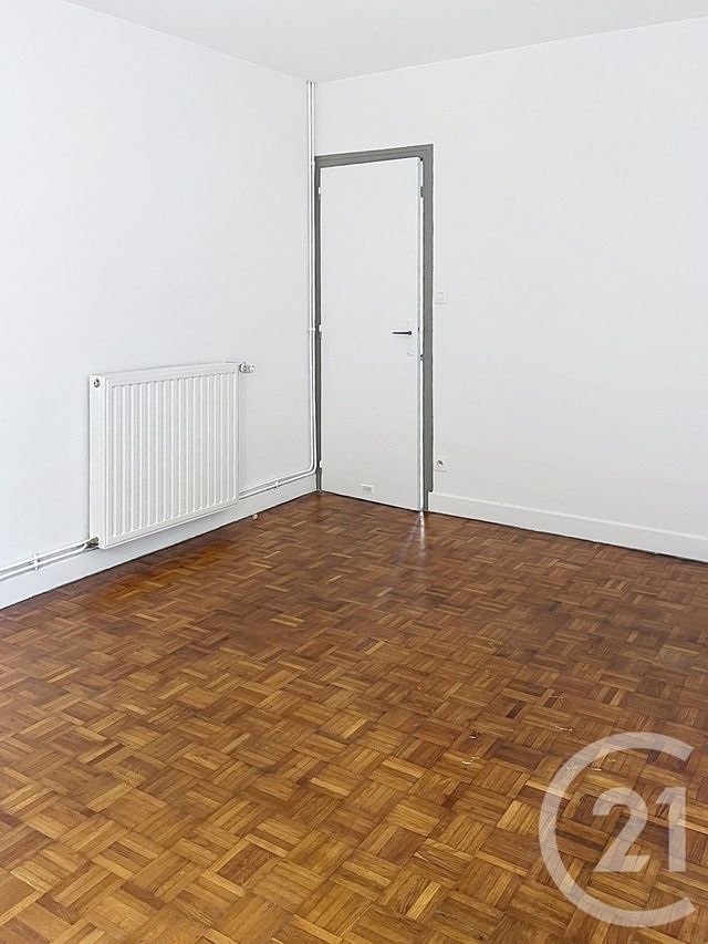 Appartement F3 à louer - 3 pièces - 86.36 m2 - FLEURANCE - 32 - MIDI-PYRENEES - Century 21 J.V. Immobilier