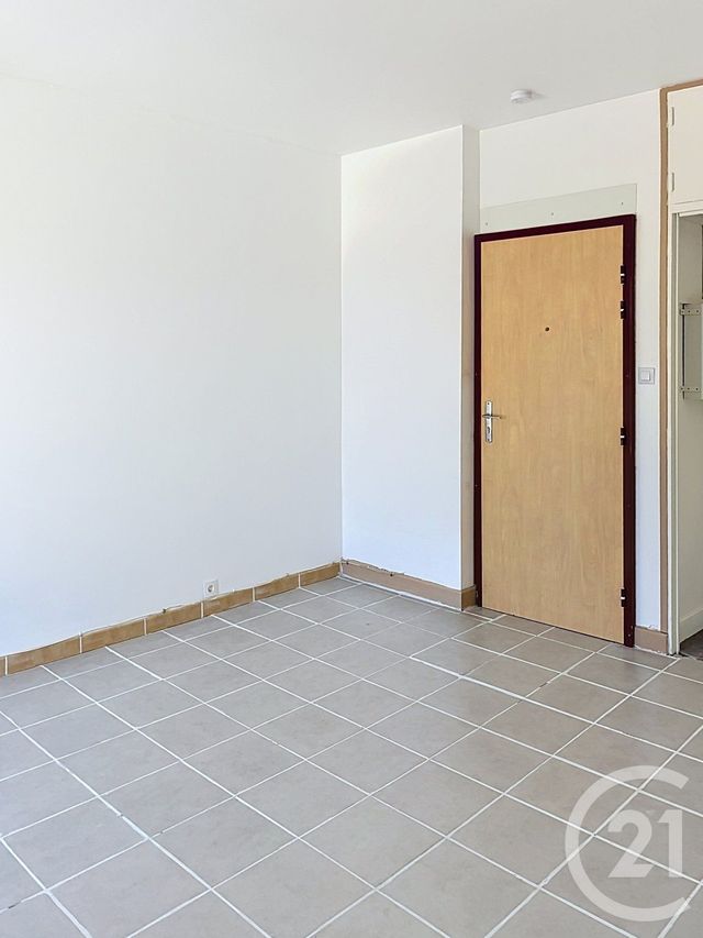 Appartement F2 à louer - 2 pièces - 38.41 m2 - FLEURANCE - 32 - MIDI-PYRENEES - Century 21 J.V. Immobilier