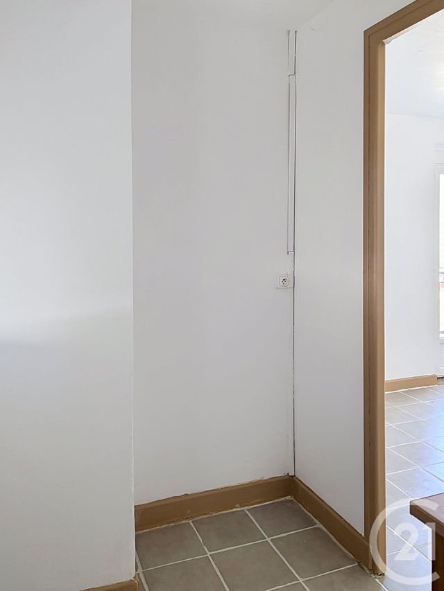 Appartement F2 à louer - 2 pièces - 38.41 m2 - FLEURANCE - 32 - MIDI-PYRENEES - Century 21 J.V. Immobilier