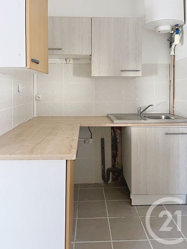 Appartement F2 à louer - 2 pièces - 38.41 m2 - FLEURANCE - 32 - MIDI-PYRENEES - Century 21 J.V. Immobilier