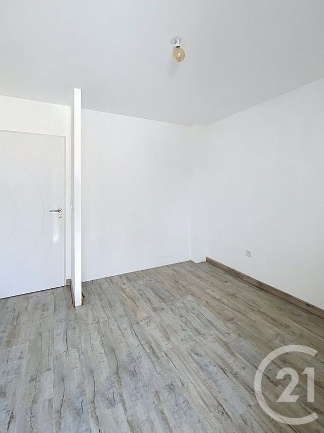 maison à louer - 4 pièces - 80.1 m2 - CAUSSENS - 32 - MIDI-PYRENEES - Century 21 J.V. Immobilier