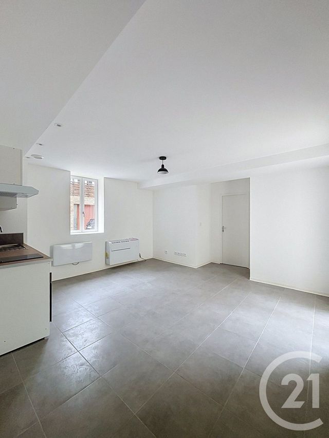 Appartement F2 à louer - 2 pièces - 38.79 m2 - FLEURANCE - 32 - MIDI-PYRENEES - Century 21 J.V. Immobilier