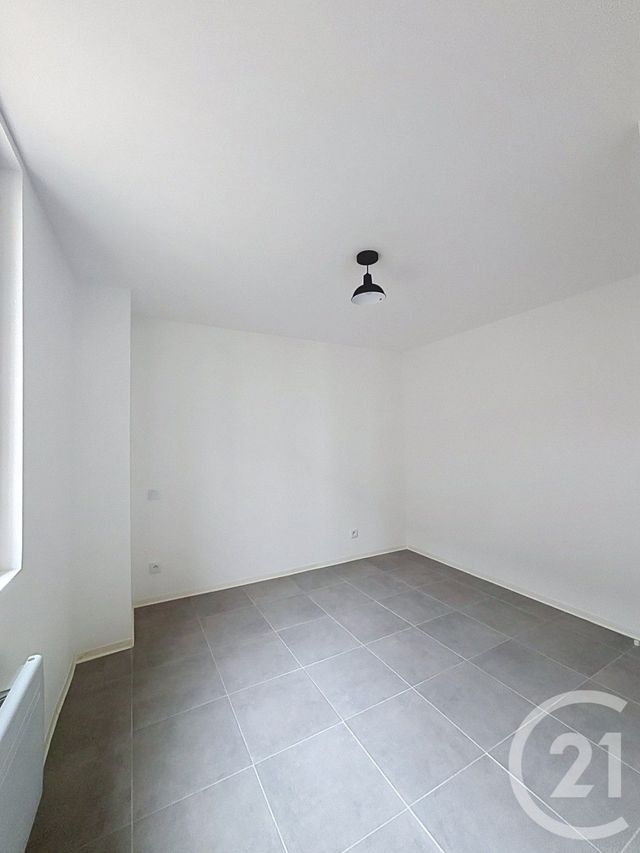 Appartement F2 à louer - 2 pièces - 38.79 m2 - FLEURANCE - 32 - MIDI-PYRENEES - Century 21 J.V. Immobilier