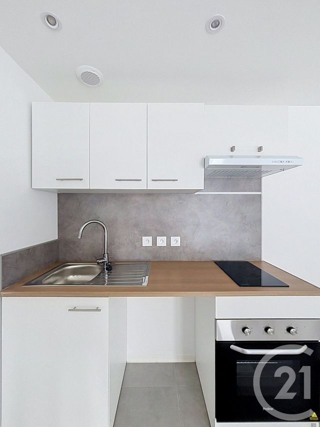 Appartement F2 à louer - 2 pièces - 46.62 m2 - FLEURANCE - 32 - MIDI-PYRENEES - Century 21 J.V. Immobilier