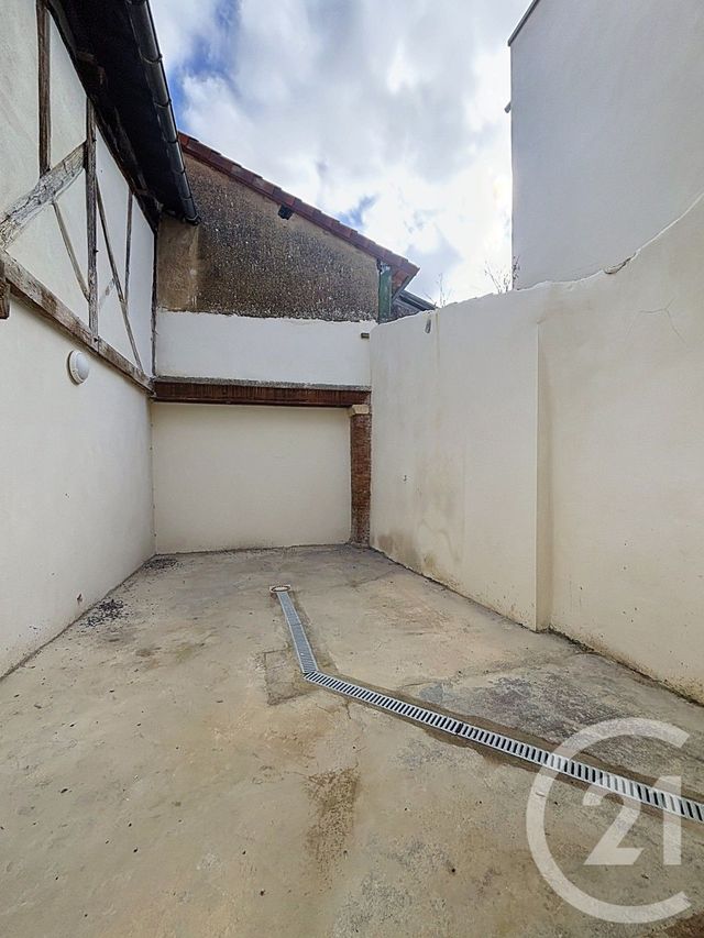 Appartement F2 à louer - 2 pièces - 46.62 m2 - FLEURANCE - 32 - MIDI-PYRENEES - Century 21 J.V. Immobilier
