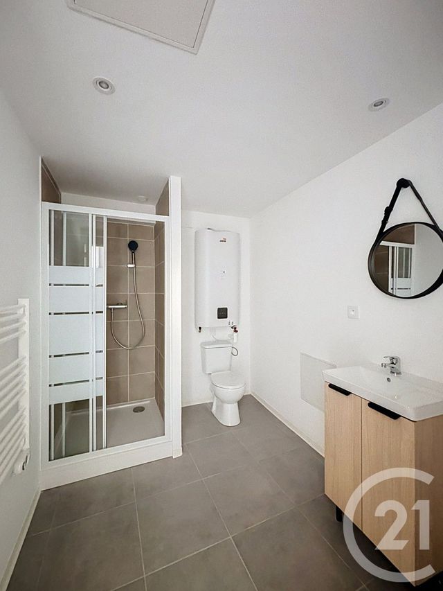 Appartement F2 à louer - 2 pièces - 46.62 m2 - FLEURANCE - 32 - MIDI-PYRENEES - Century 21 J.V. Immobilier