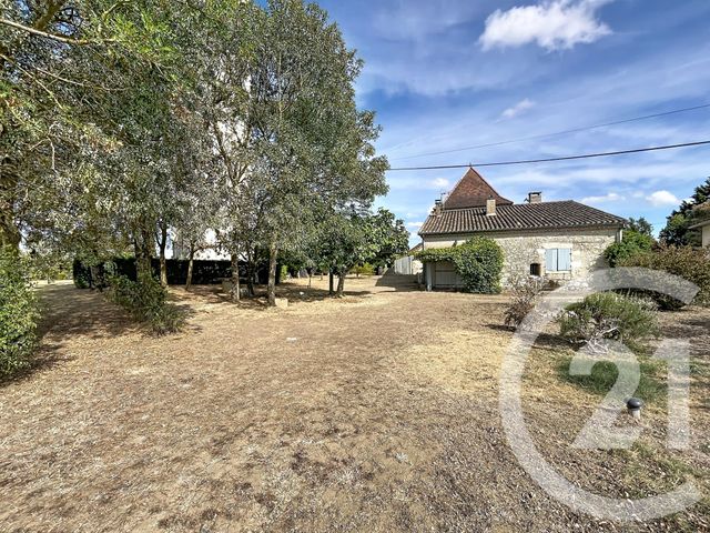 maison à louer - 4 pièces - 174.38 m2 - CASTERA LECTOUROIS - 32 - MIDI-PYRENEES - Century 21 J.V. Immobilier
