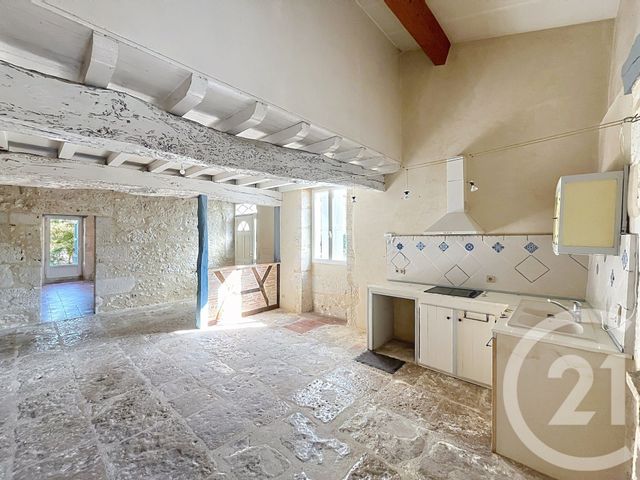 maison à louer - 4 pièces - 174.38 m2 - CASTERA LECTOUROIS - 32 - MIDI-PYRENEES - Century 21 J.V. Immobilier