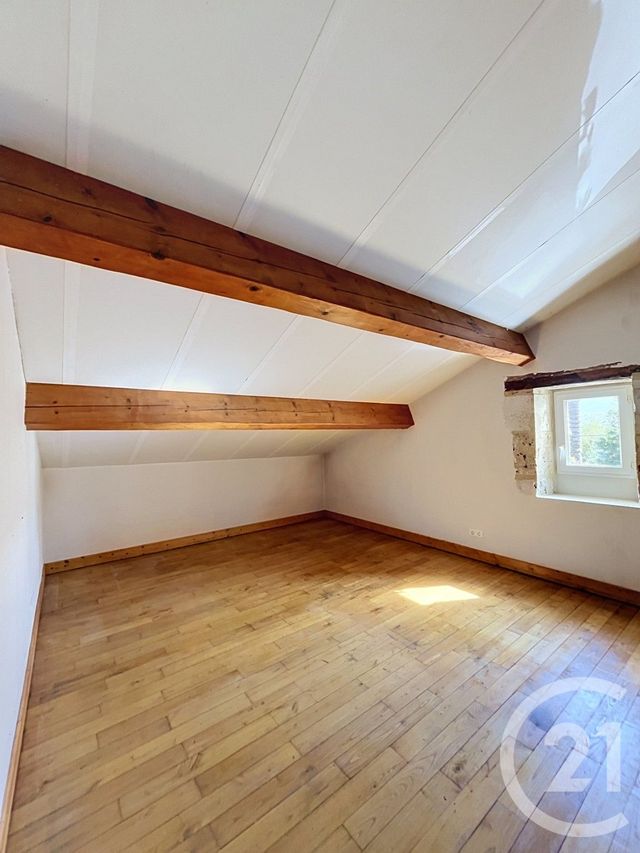 maison à louer - 4 pièces - 174.38 m2 - CASTERA LECTOUROIS - 32 - MIDI-PYRENEES - Century 21 J.V. Immobilier