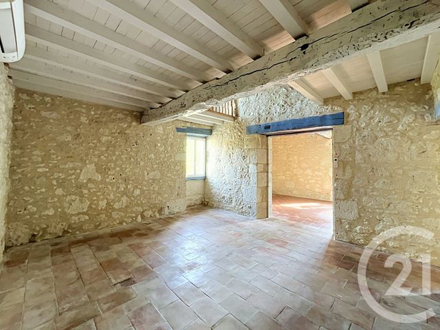 maison à louer - 4 pièces - 174.38 m2 - CASTERA LECTOUROIS - 32 - MIDI-PYRENEES - Century 21 J.V. Immobilier