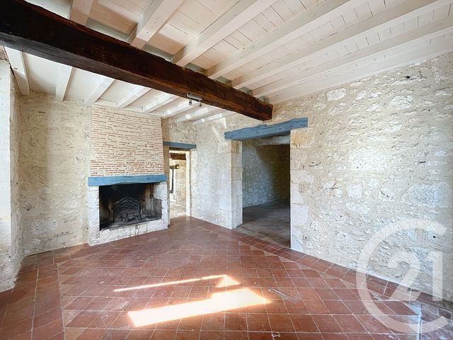 maison à louer - 4 pièces - 174.38 m2 - CASTERA LECTOUROIS - 32 - MIDI-PYRENEES - Century 21 J.V. Immobilier