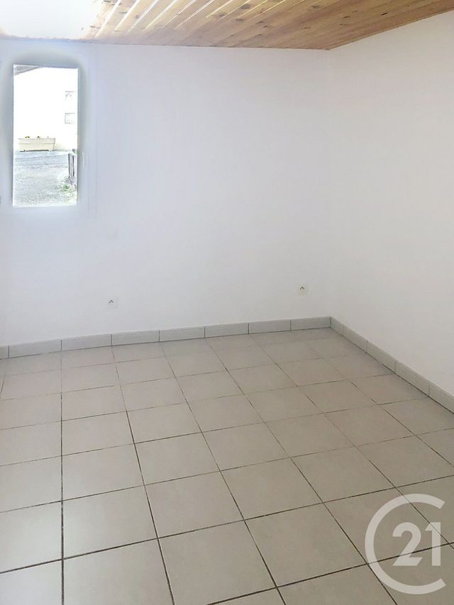 maison à louer - 2 pièces - 72.81 m2 - MONTESTRUC SUR GERS - 32 - MIDI-PYRENEES - Century 21 J.V. Immobilier
