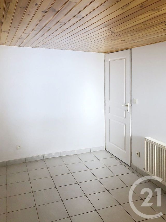 maison à louer - 2 pièces - 72.81 m2 - MONTESTRUC SUR GERS - 32 - MIDI-PYRENEES - Century 21 J.V. Immobilier