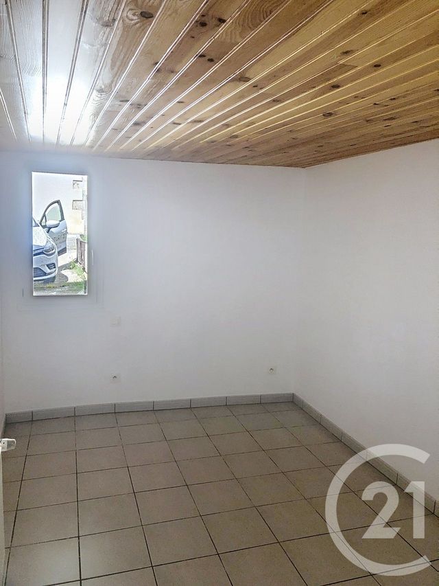 maison à louer - 2 pièces - 72.81 m2 - MONTESTRUC SUR GERS - 32 - MIDI-PYRENEES - Century 21 J.V. Immobilier