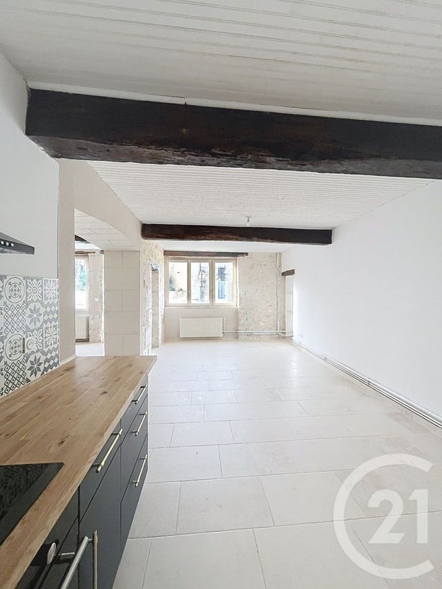 maison à louer - 5 pièces - 164.83 m2 - LECTOURE - 32 - MIDI-PYRENEES - Century 21 J.V. Immobilier