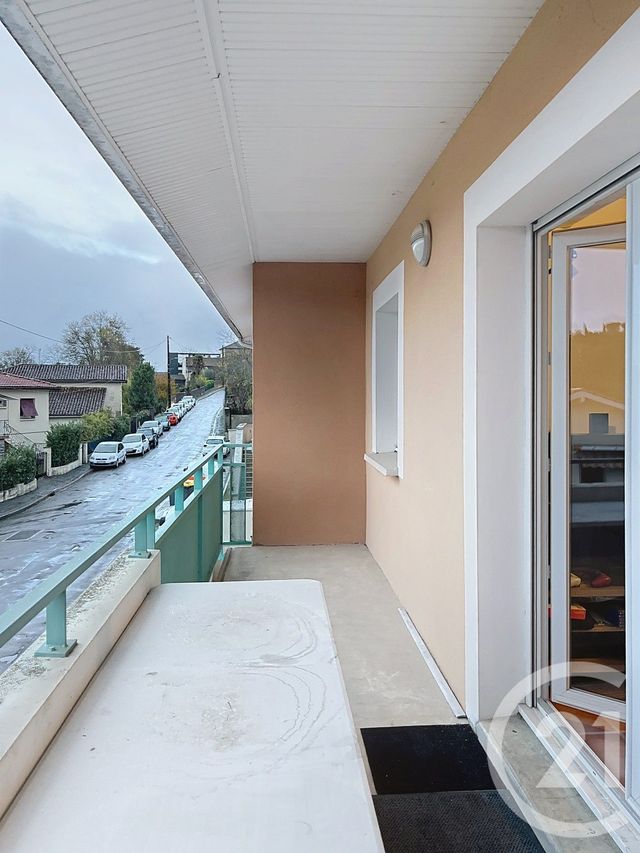 Appartement F2 à louer - 2 pièces - 41.87 m2 - AUCH - 32 - MIDI-PYRENEES - Century 21 J.V. Immobilier