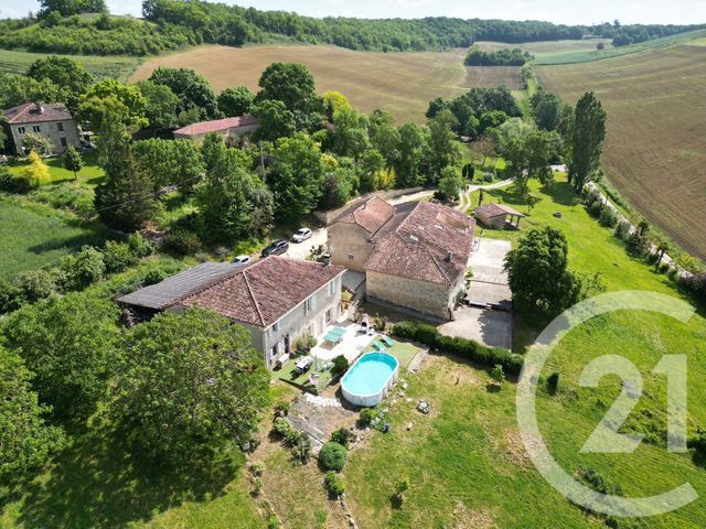 maison à vendre - 6 pièces - 180.79 m2 - CASTERA VERDUZAN - 32 - MIDI-PYRENEES - Century 21 J.V. Immobilier