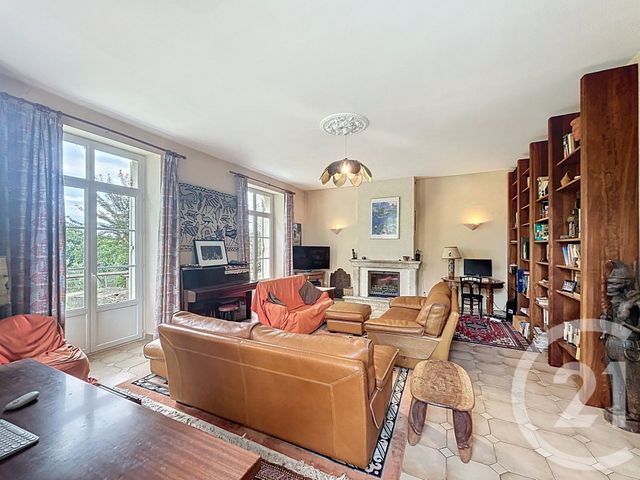 Afficher la photo en grand maison à vendre - 6 pièces - 235.68 m2 - CONDOM - 32 - MIDI-PYRENEES - Century 21 J.V. Immobilier